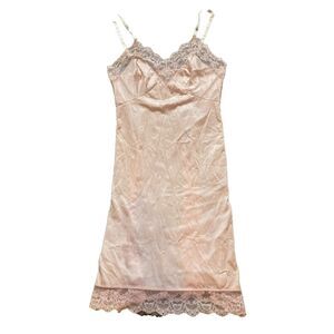 Vintage Antron III Night Gown Womens 34 Small Pink Lace Trim Nylon Tricot USA‎